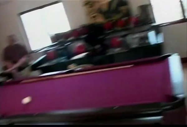 Blondine mit dicken Brüsten nach dem Oralsex gebumst